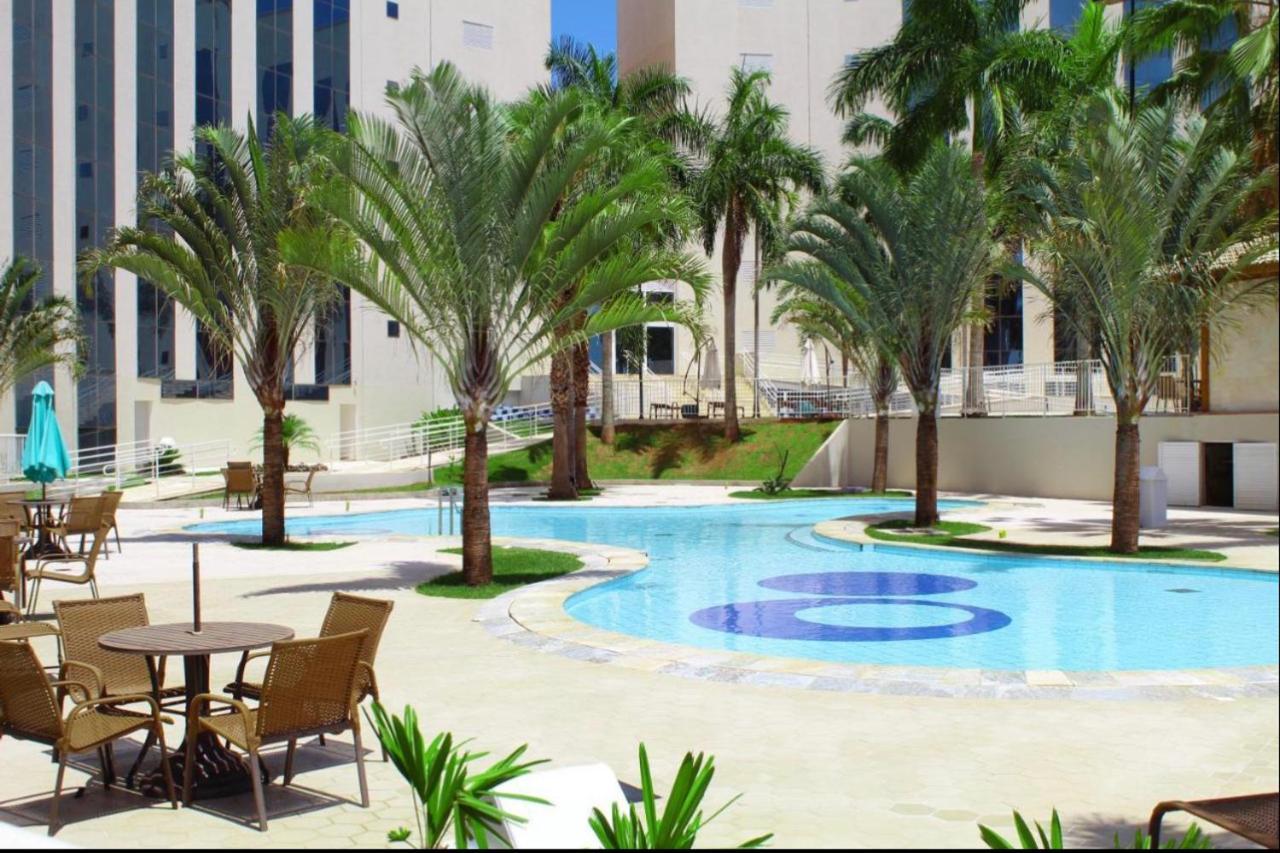 Flat Dentro Do Parque Do Peao De Barretos Apartman Kültér fotó